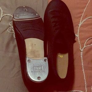 Bloch women’s tap shoes